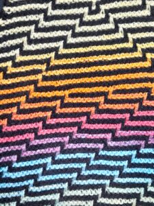 2 color mosaic knitting using variegated yarn